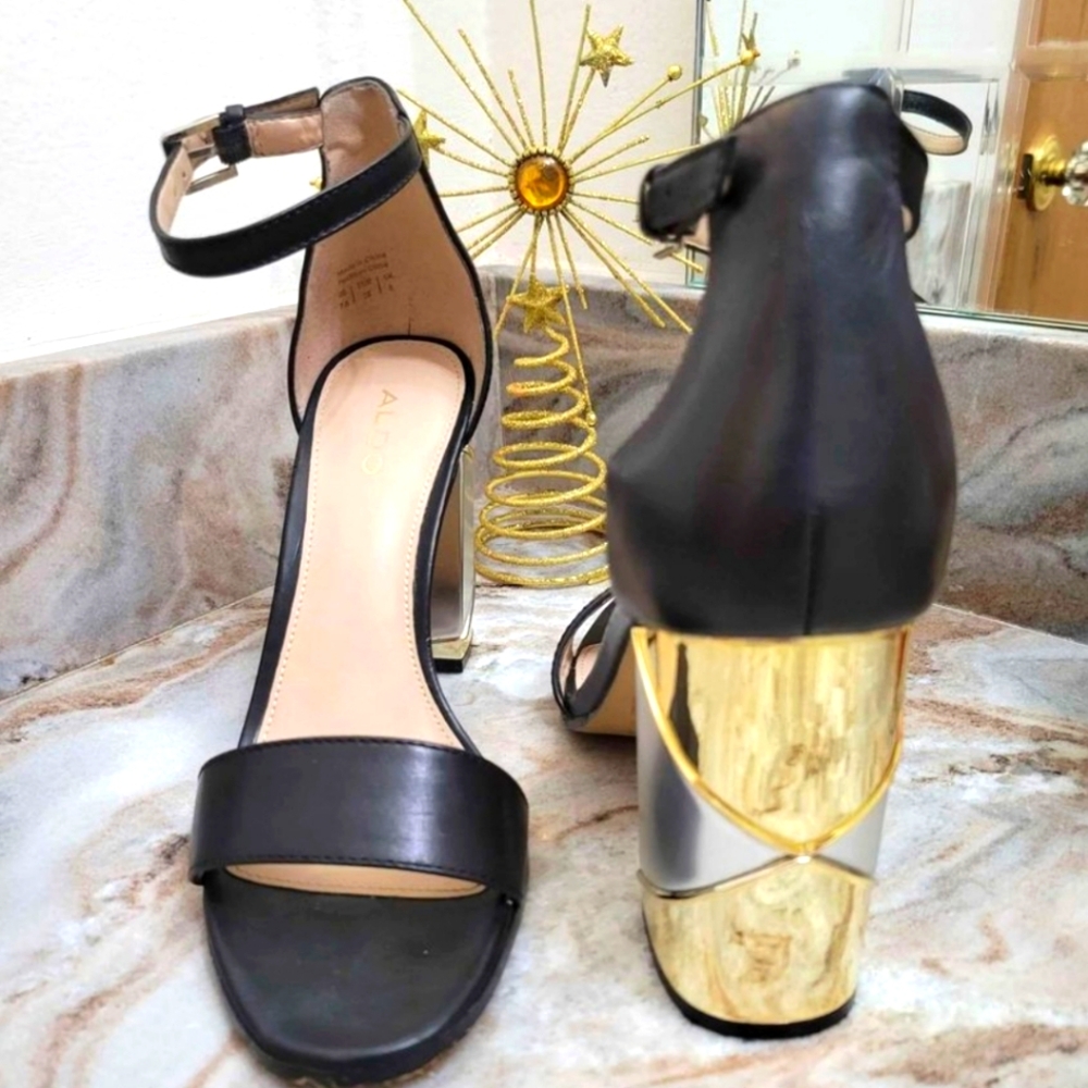Aldo high heel shoe